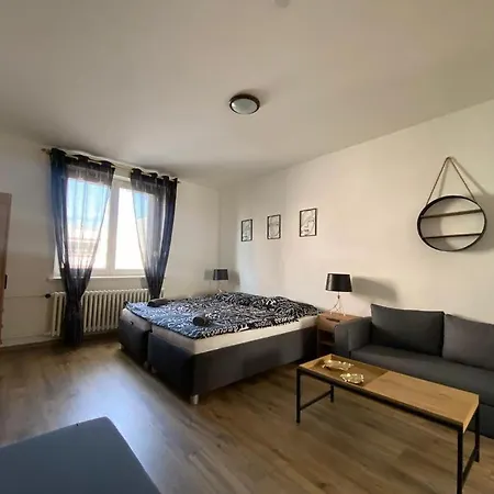 Cerna Ruze - Apartman 4 Plzeň Esterno foto